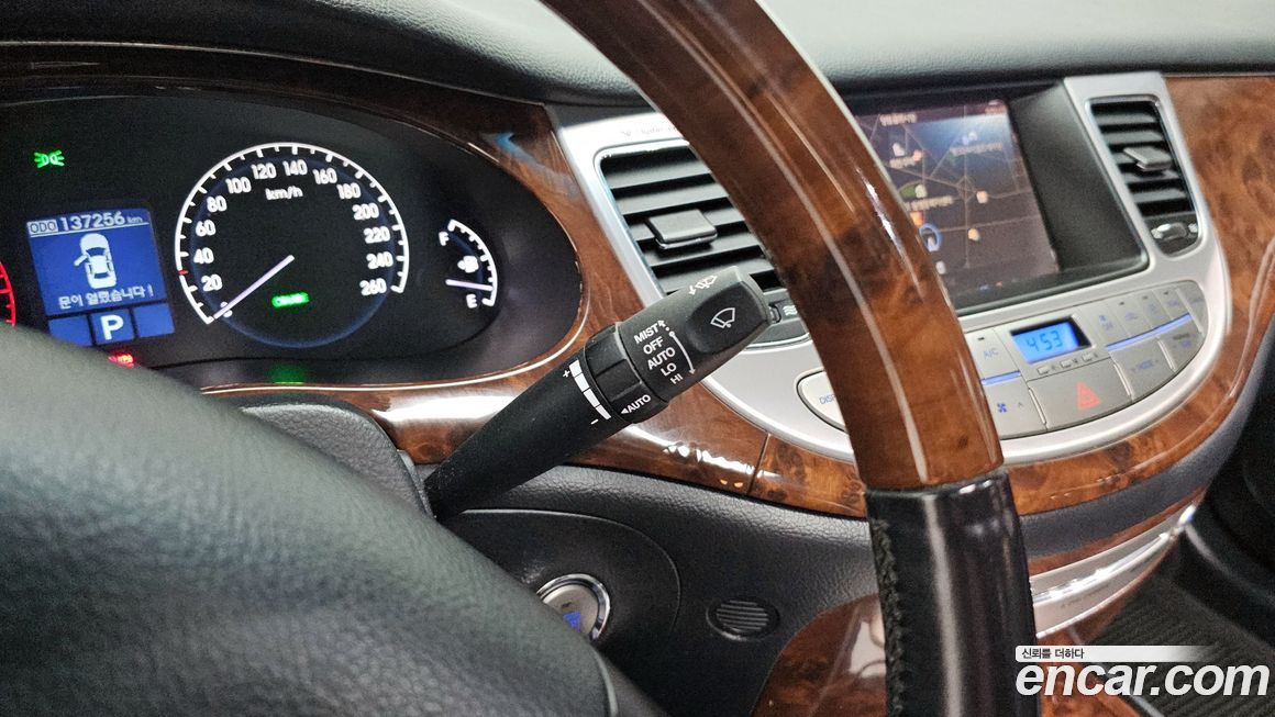 Hyundai Genesis 2008