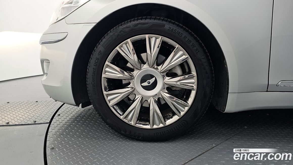 Hyundai Genesis 2008