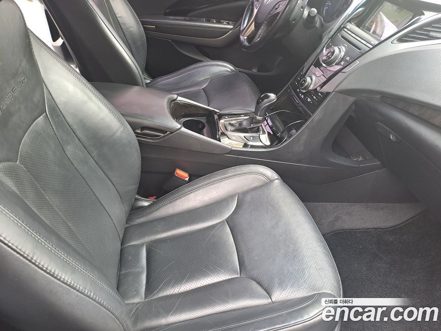 Hyundai Grandeur 2012