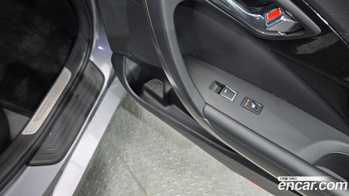 Hyundai Grandeur 2017