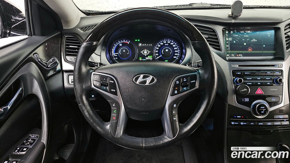 Hyundai Grandeur 2016