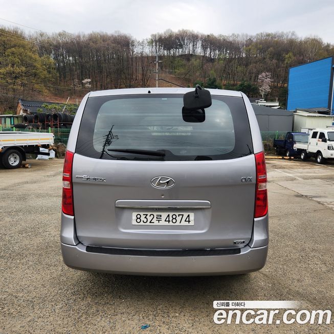 Hyundai Starex 2013