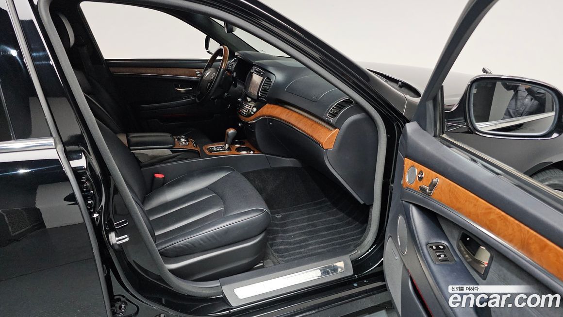 KG_Mobility_Ssangyong Chairman 2013