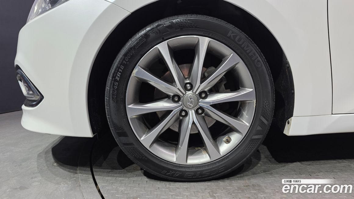 Hyundai Grandeur 2016