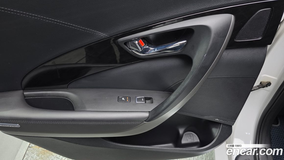 Hyundai Grandeur 2016