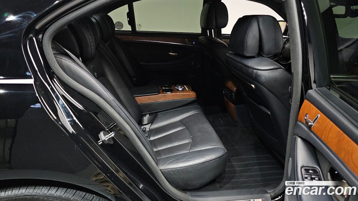 KG_Mobility_Ssangyong Chairman 2013