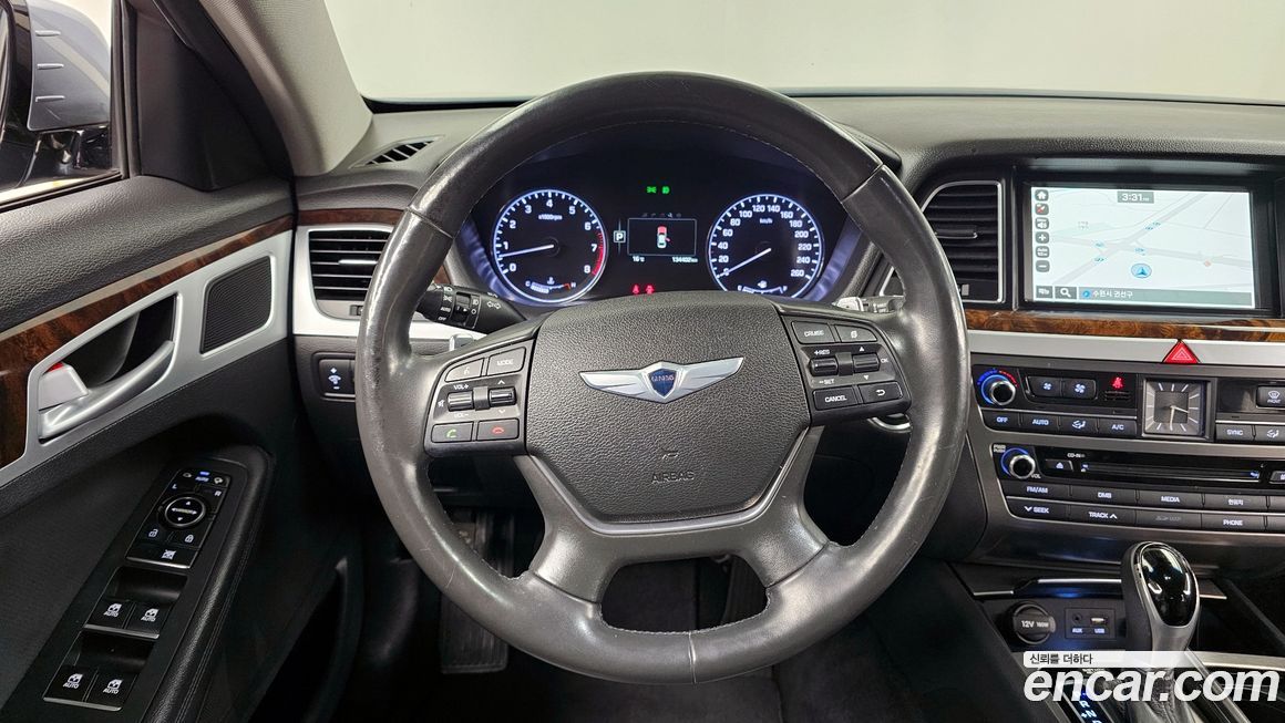 Hyundai Genesis 2014