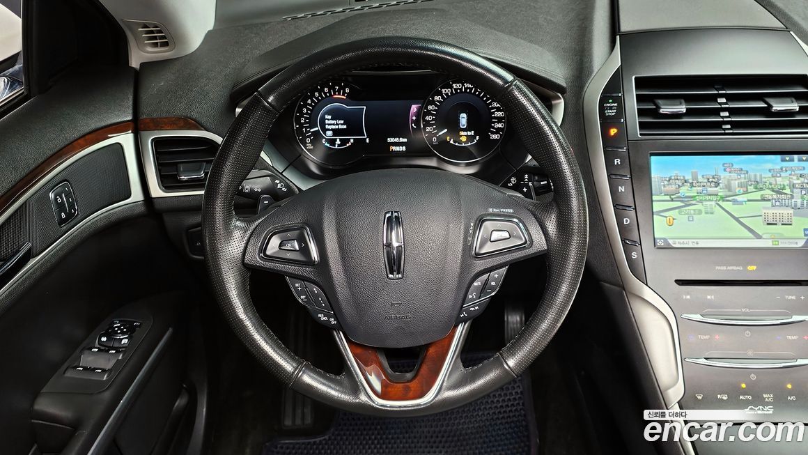 Lincoln MKZ 2014