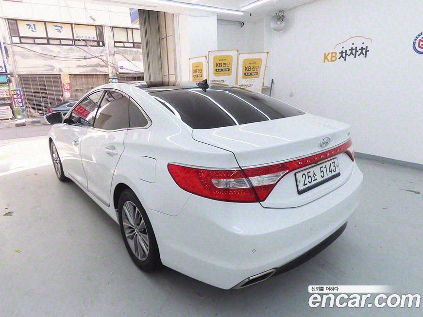 Hyundai Grandeur 2016