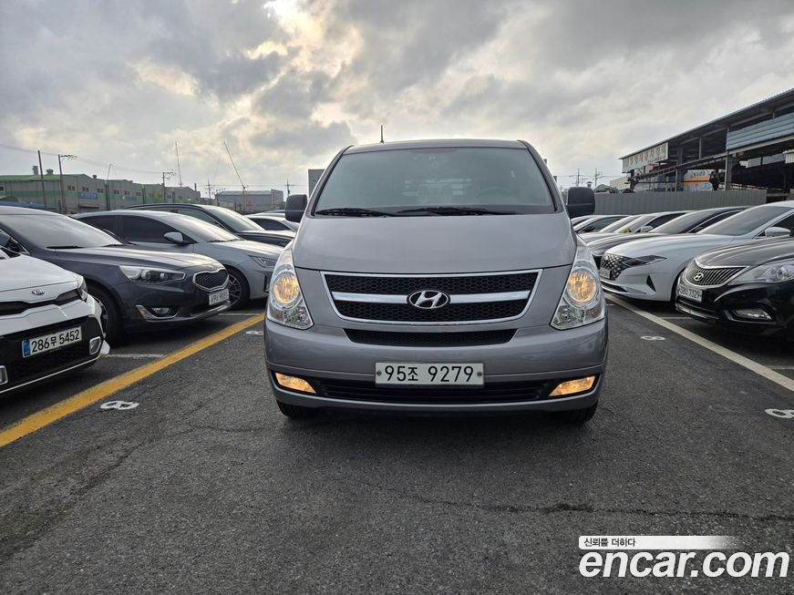 Hyundai Starex 2012