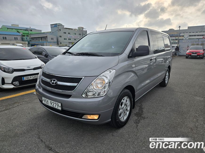 Hyundai Starex 2012