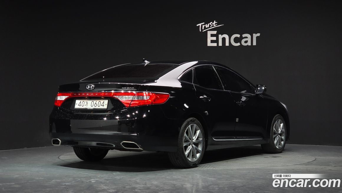 Hyundai Grandeur 2016