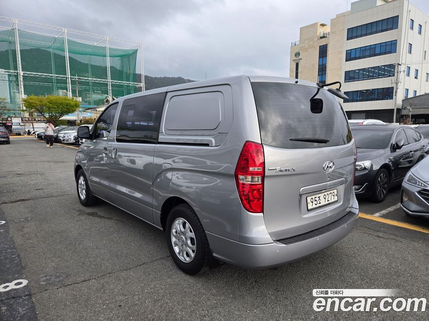 Hyundai Starex 2012