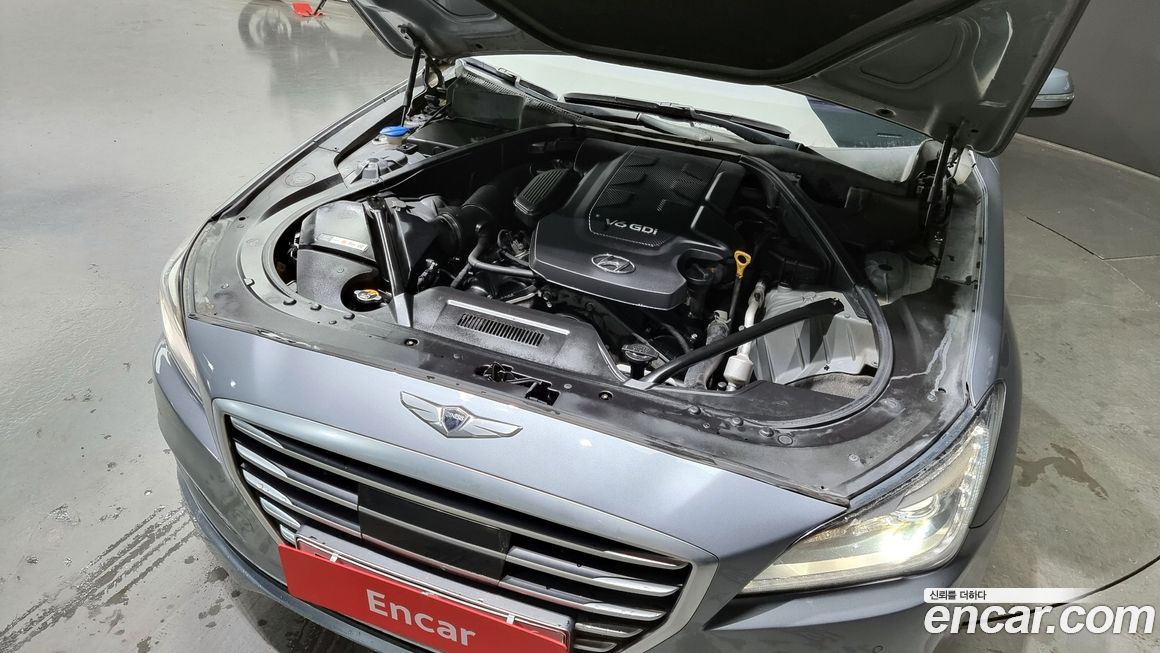 Hyundai Genesis 2015