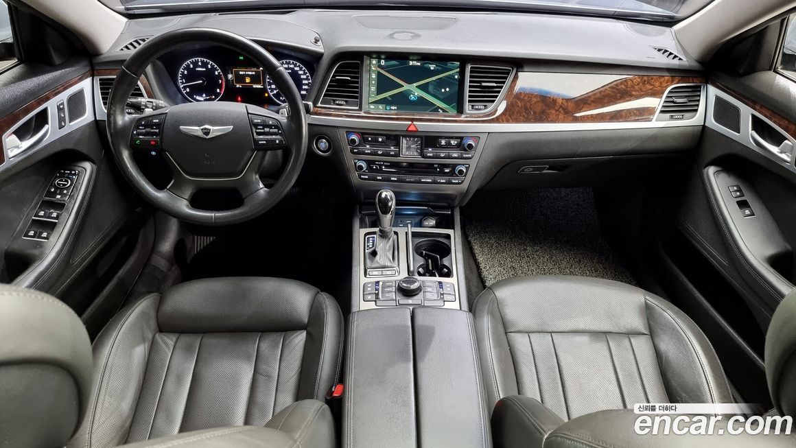 Hyundai Genesis 2015