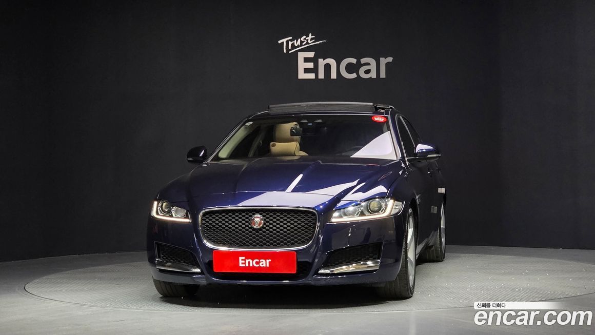 Jaguar XF 2017