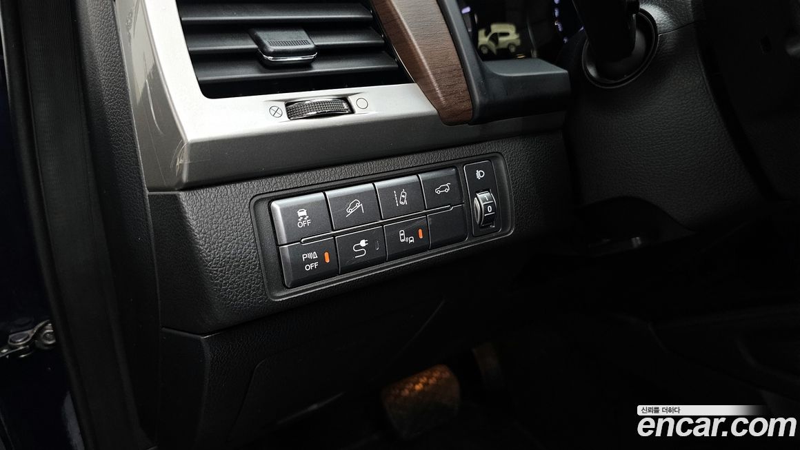 KG_Mobility_Ssangyong Rexton 2018