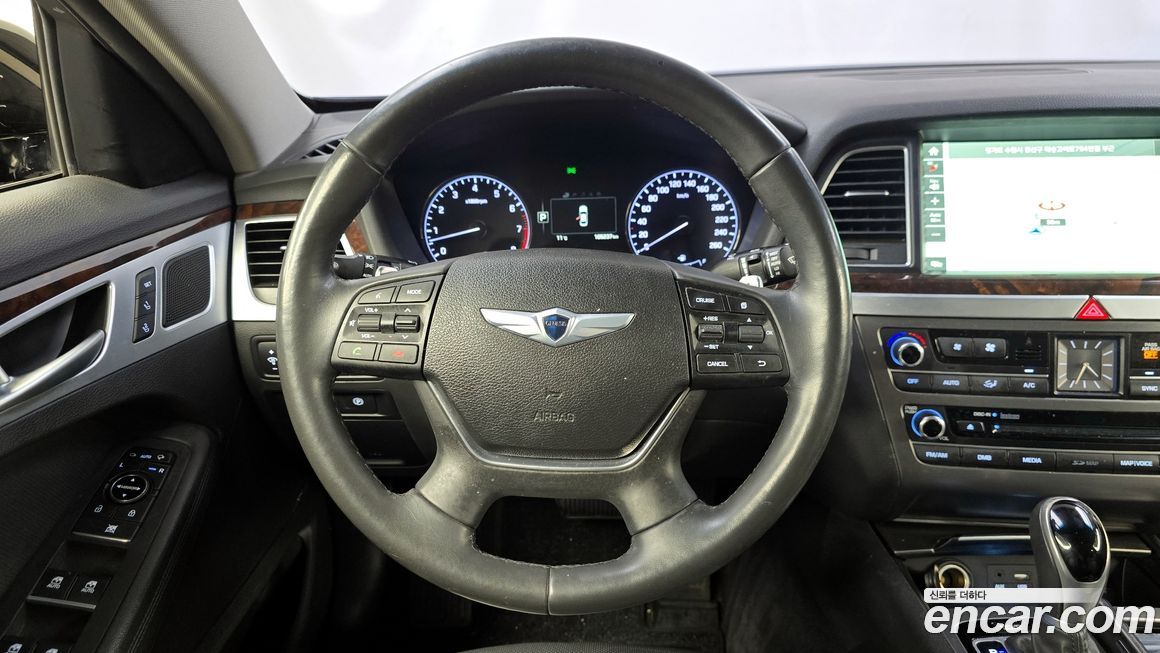 Hyundai Genesis 2016