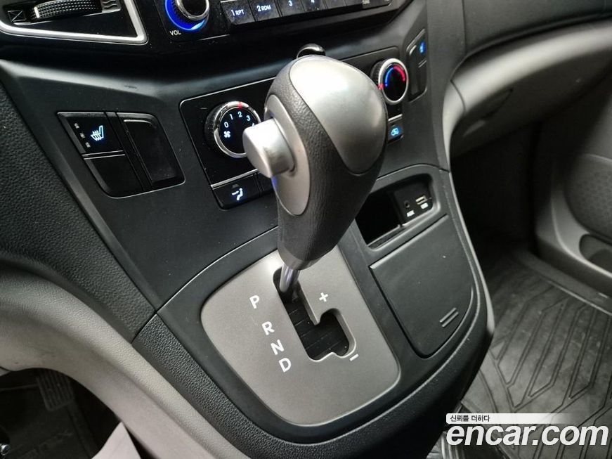 Hyundai Starex 2017