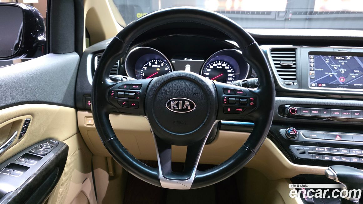 Kia Canival 2019