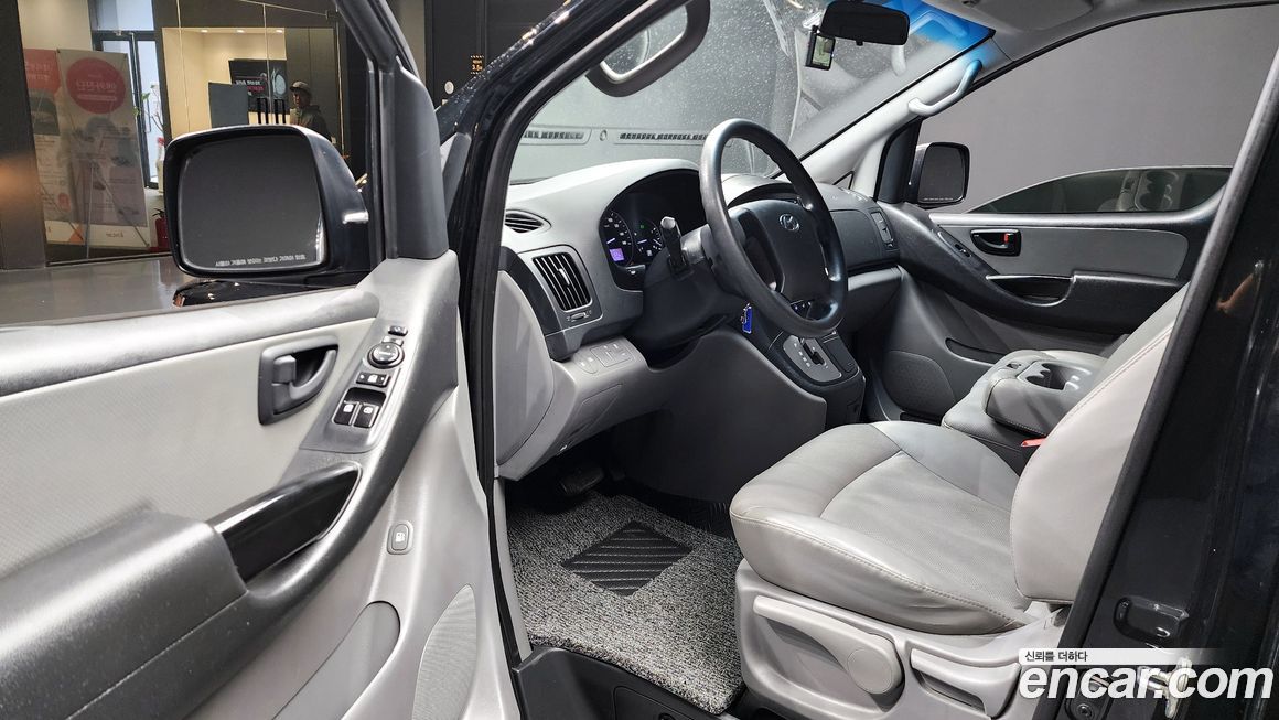 Hyundai Starex 2019