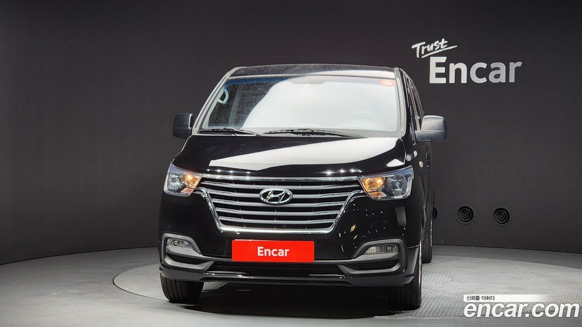 Hyundai Starex 2019