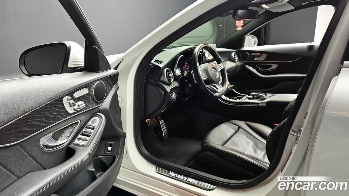 Mercedes-Benz C-Class 2016