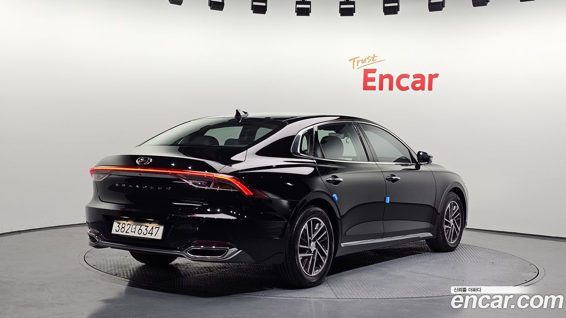 Hyundai Grandeur 2021