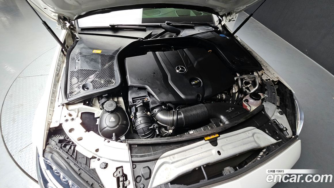 Mercedes-Benz C-Class 2016