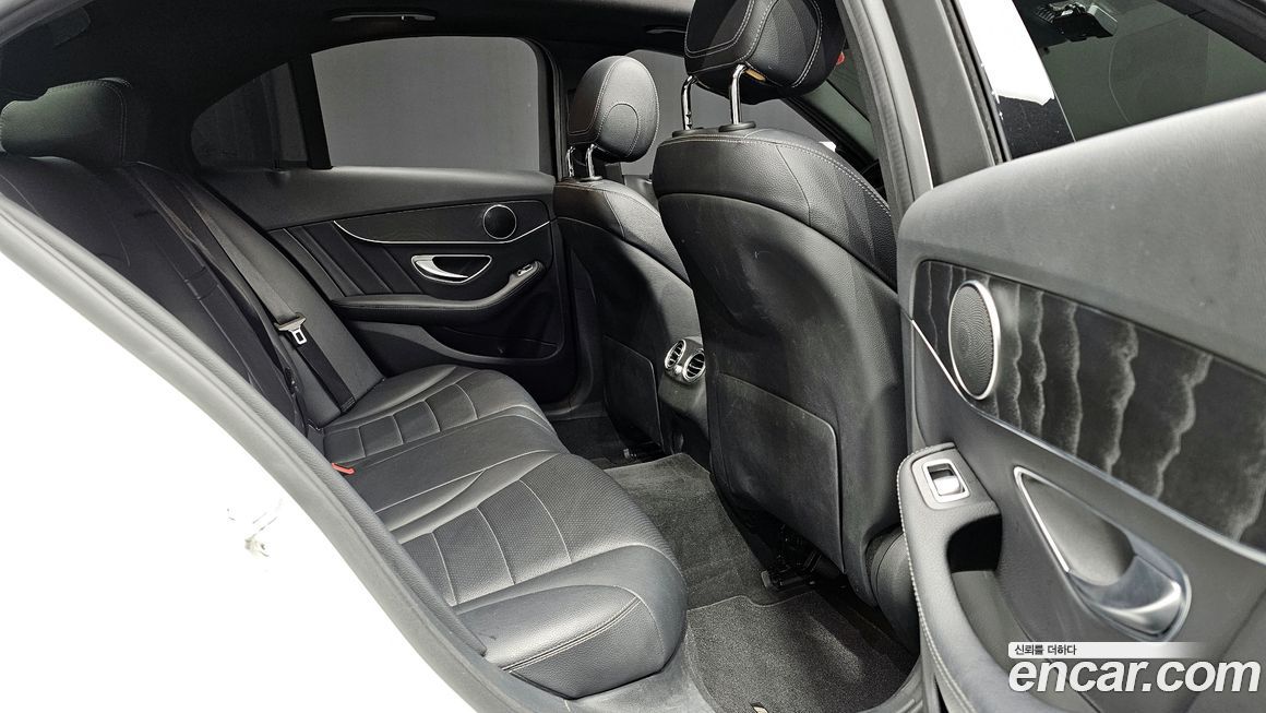 Mercedes-Benz C-Class 2016