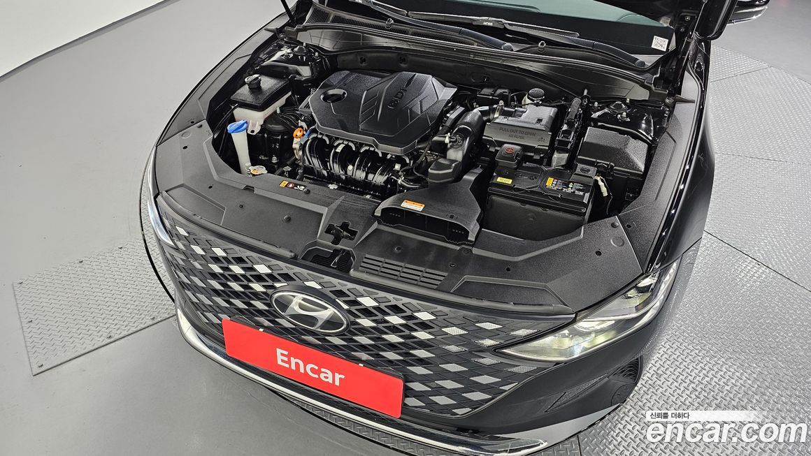 Hyundai Grandeur 2021