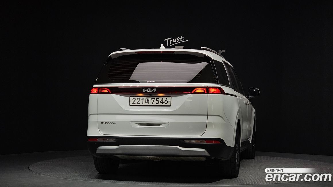 Kia Canival 2023