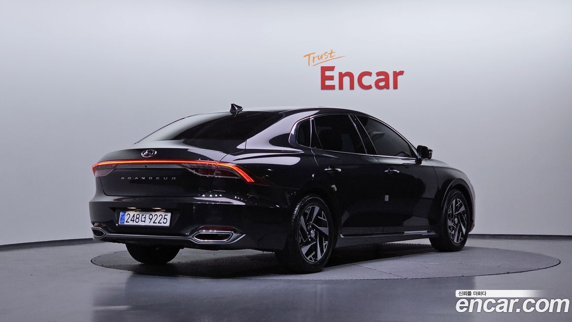 Hyundai Grandeur 2021