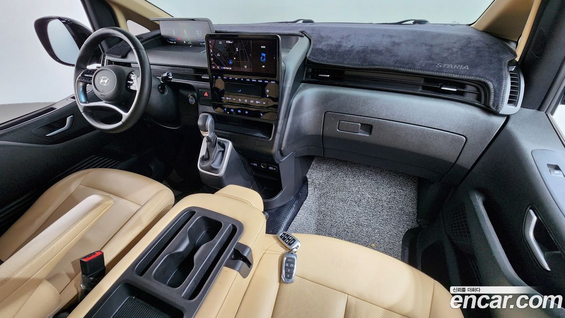 Hyundai Staria 2022