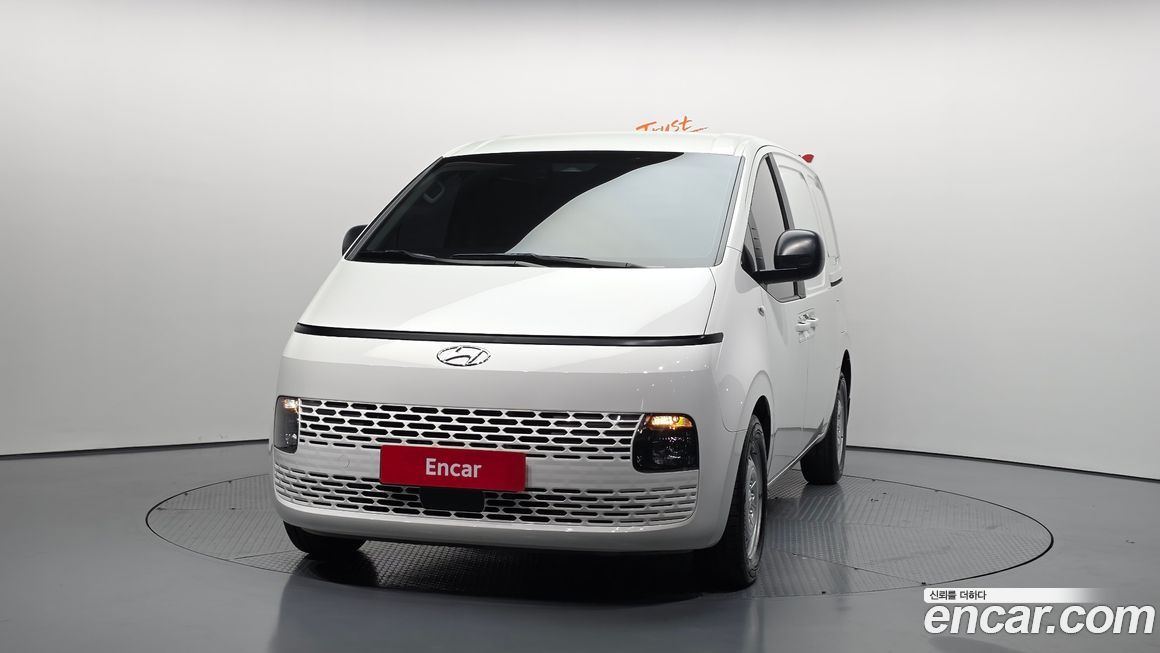 Hyundai Staria 2023