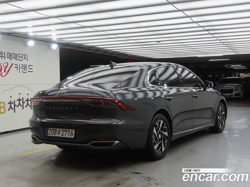 Hyundai Grandeur 2022