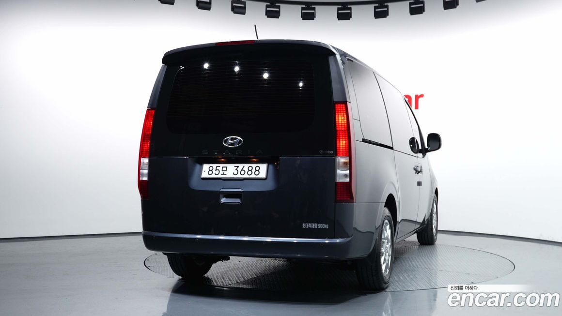 Hyundai Staria 2022