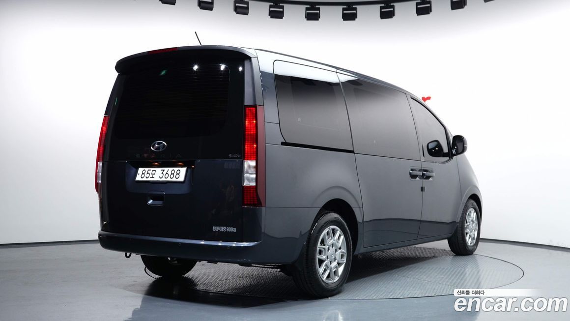 Hyundai Staria 2022