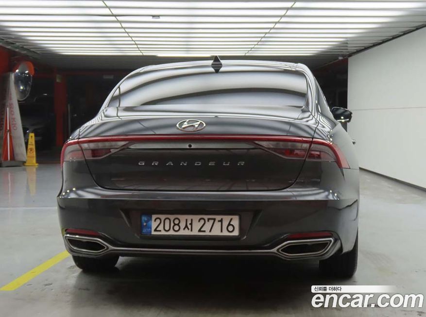 Hyundai Grandeur 2022