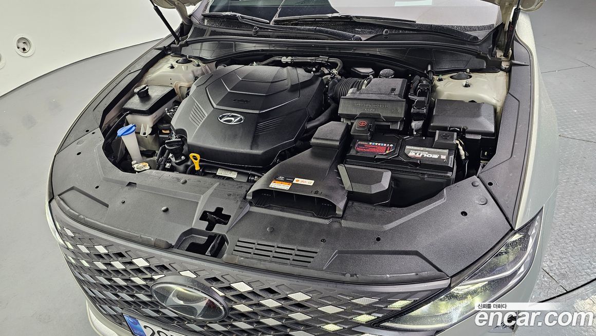 Hyundai Grandeur 2020