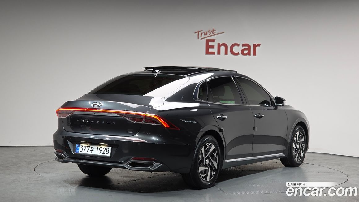 Hyundai Grandeur 2021