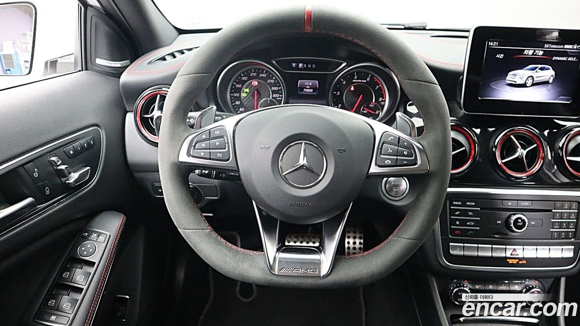 Mercedes-Benz GLA-Class 2019