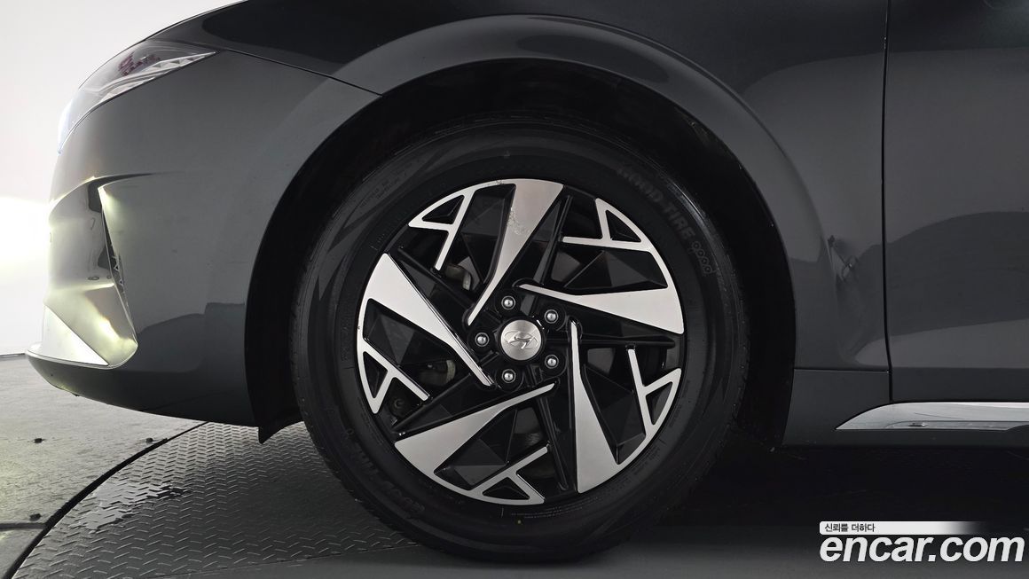 Hyundai Grandeur 2021