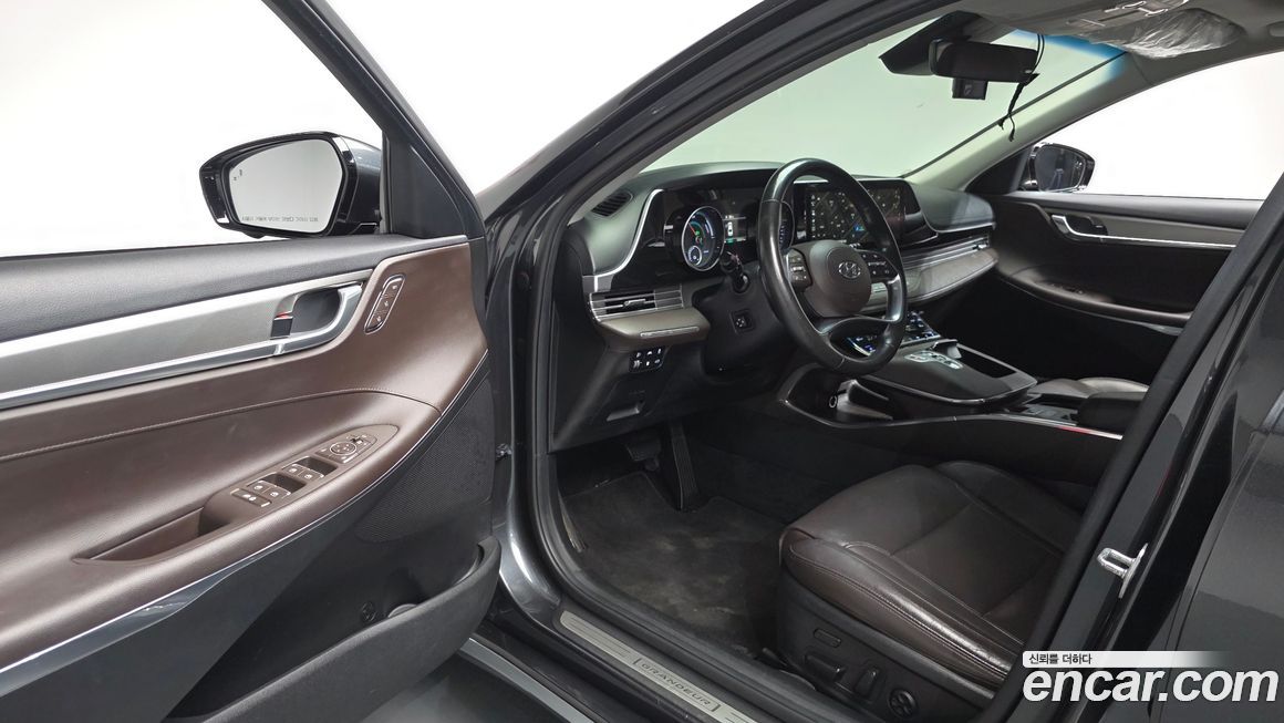 Hyundai Grandeur 2021