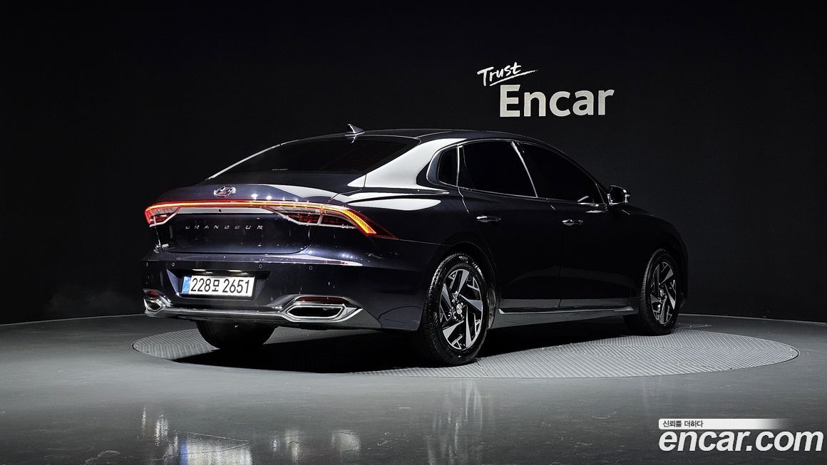 Hyundai Grandeur 2022