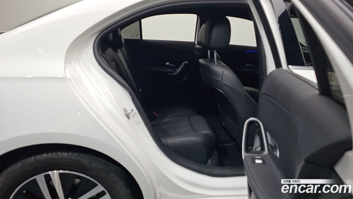 Mercedes-Benz A-Class 2021