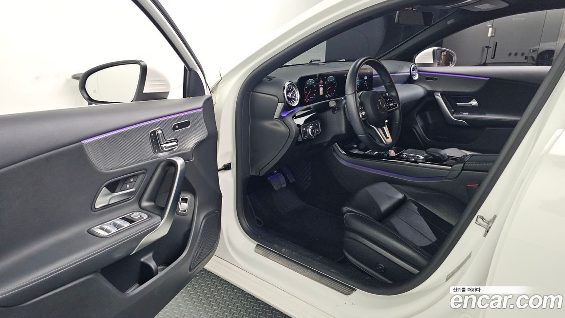 Mercedes-Benz A-Class 2021