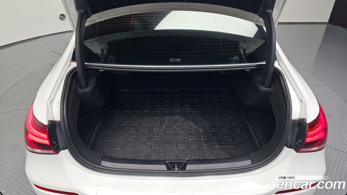 Mercedes-Benz A-Class 2021