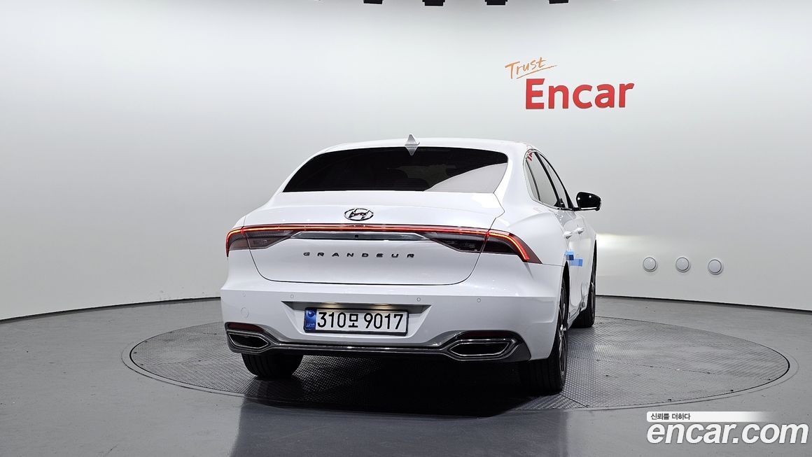 Hyundai Grandeur 2022