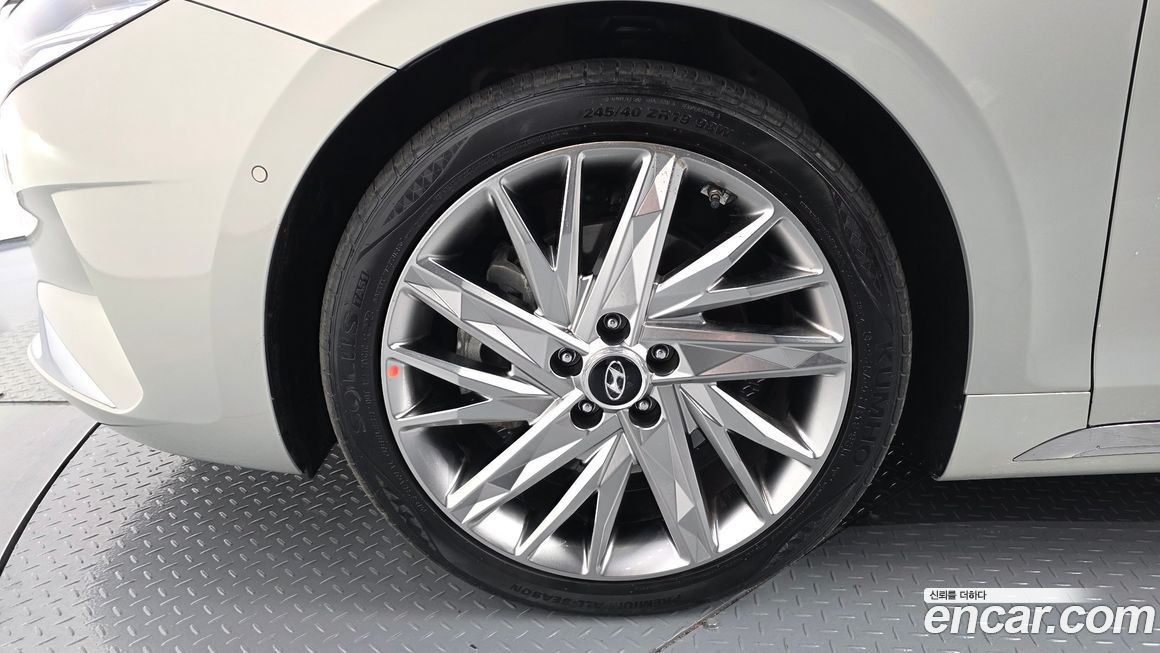 Hyundai Grandeur 2022